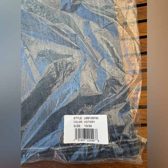 Liverpool GIA CRUISER in denim color VICTORY sized 10/30 brand new in packaging - Picture 8 of 10